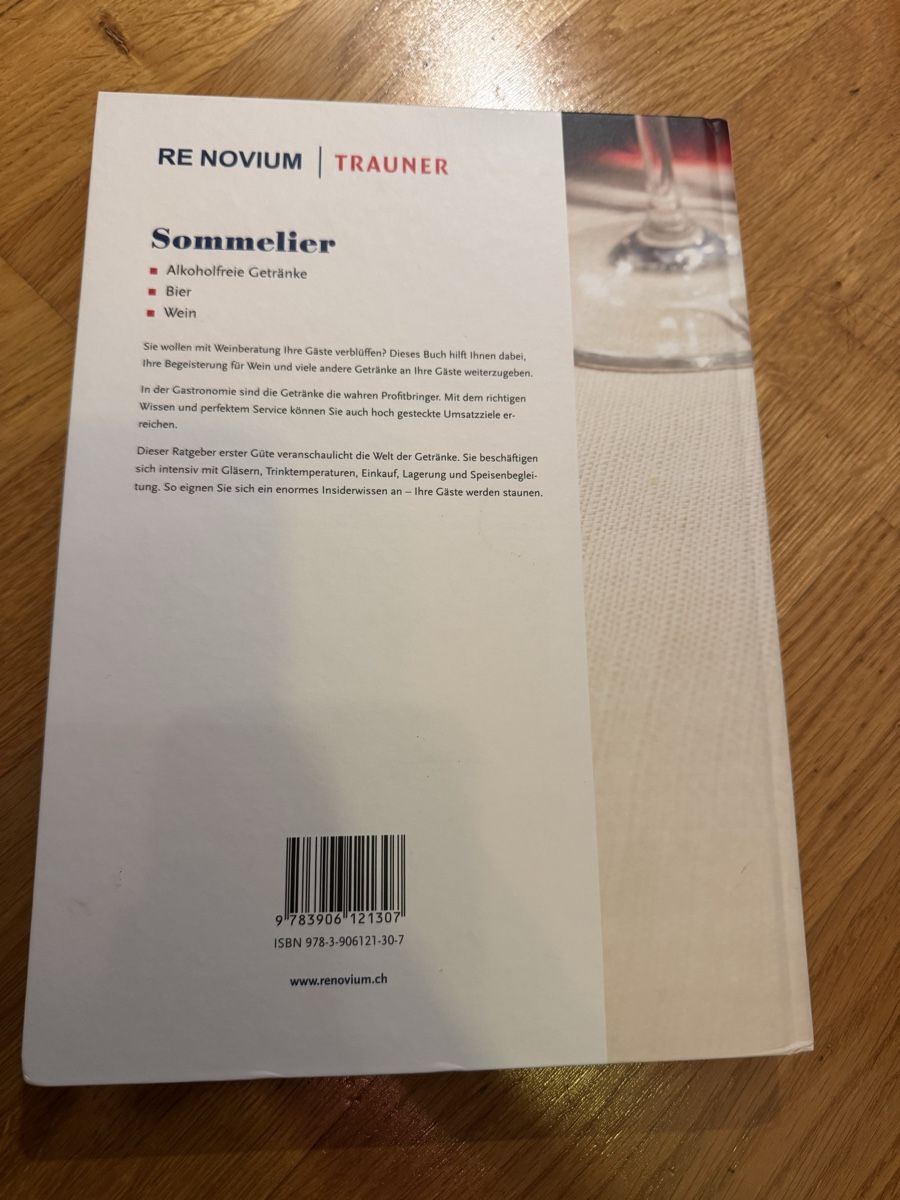 Livres: Sommelier Buch RE.NOVUM TRAUNER  – D'occasion à Basel par Giu_giu 1