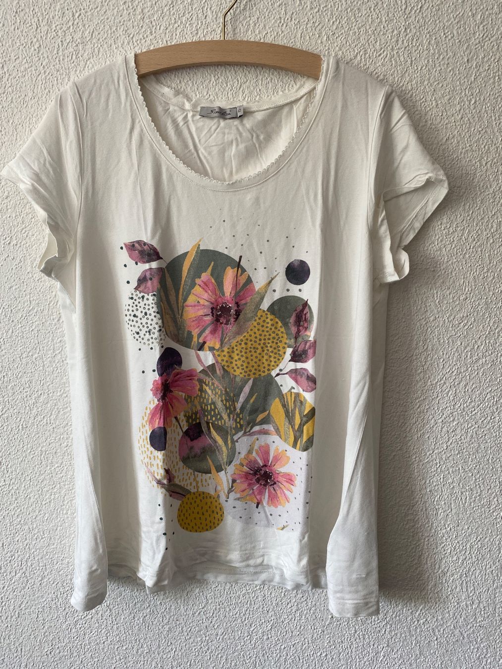 T-shirt: Simclan Shirt 40 – Usato da Bleienbach venduto da Dbeno