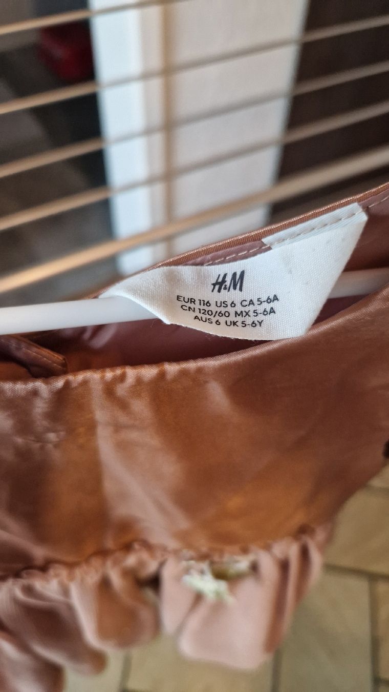 H&M Vestiti & Gonne: Mädchenkleid – Usato da Etziken venduto da langa 1