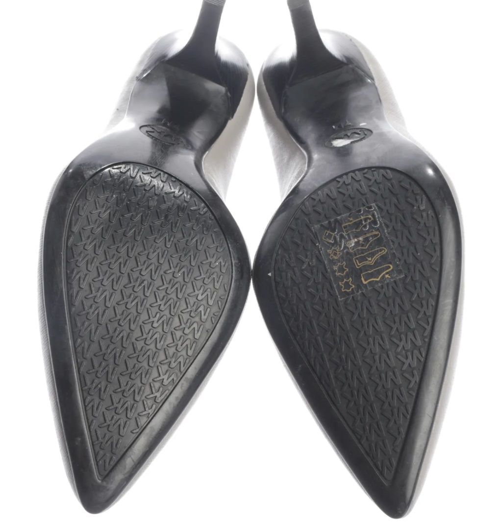 Michael Kors Scarpe da donna: Michael Kors: Pumps (Leder, grau) – Usato da Hinterkappelen venduto da hex_4vw 2