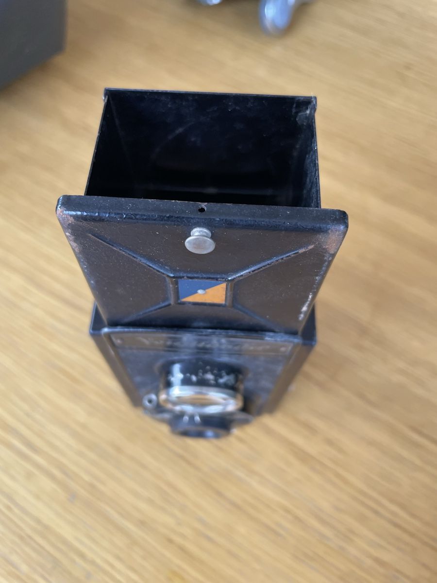 Voigtländer Fotocamera: Voigtländer Brillant – Usato da Chavannes-Renens venduto da Gr33 3