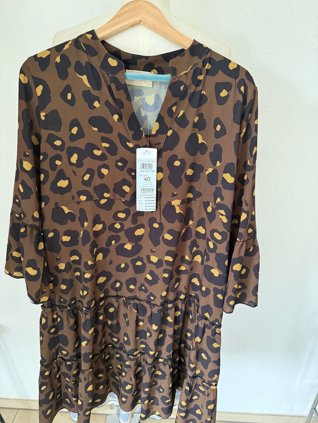Tuniche: Neuware Cartoon Longbluse Tunika Grösse 40 – Nuovo e nell'imballaggio originale da Kirchdorf AG venduto da coco123