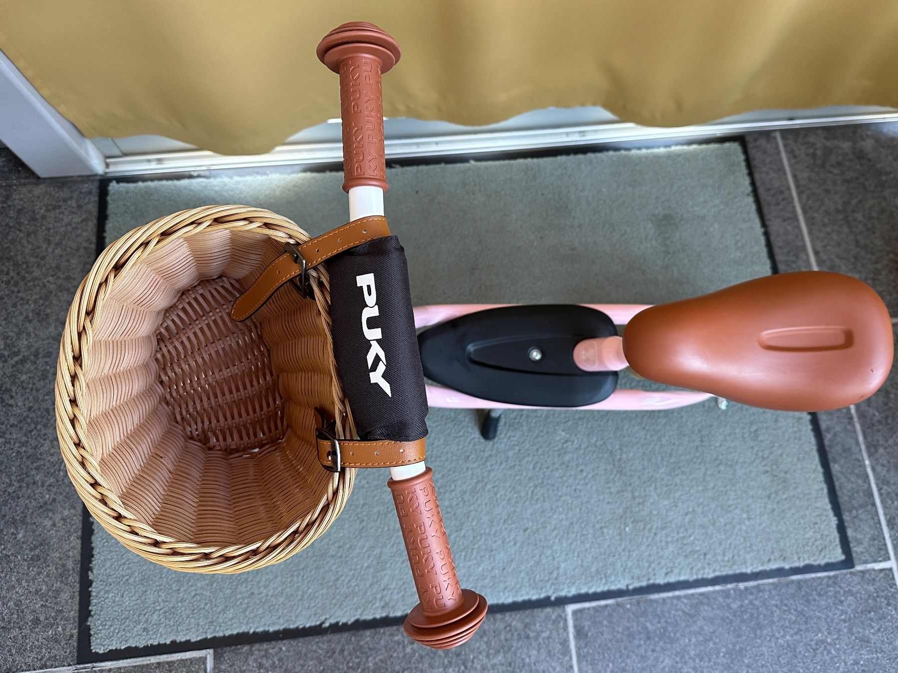 Puky Fahrzeuge für Kinder: PUKY LR M Classic 10" – Rosa – Gebraucht aus Wettswil von Anna_Peter 2