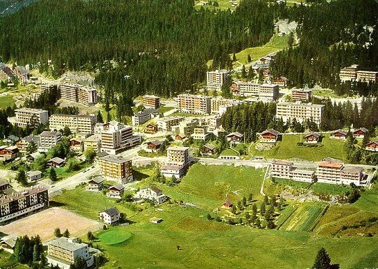 Cartoline postali: CRANS-MONTANA Vue aérienne – Usato da Jona venduto da philajona