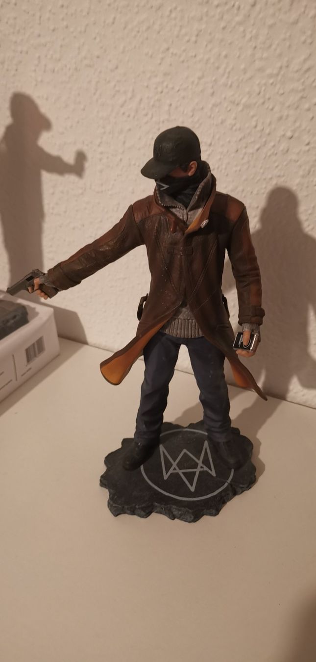 Figuren: Watch Dogs 1&2 Figuren – Gebraucht aus Wittinsburg von  2