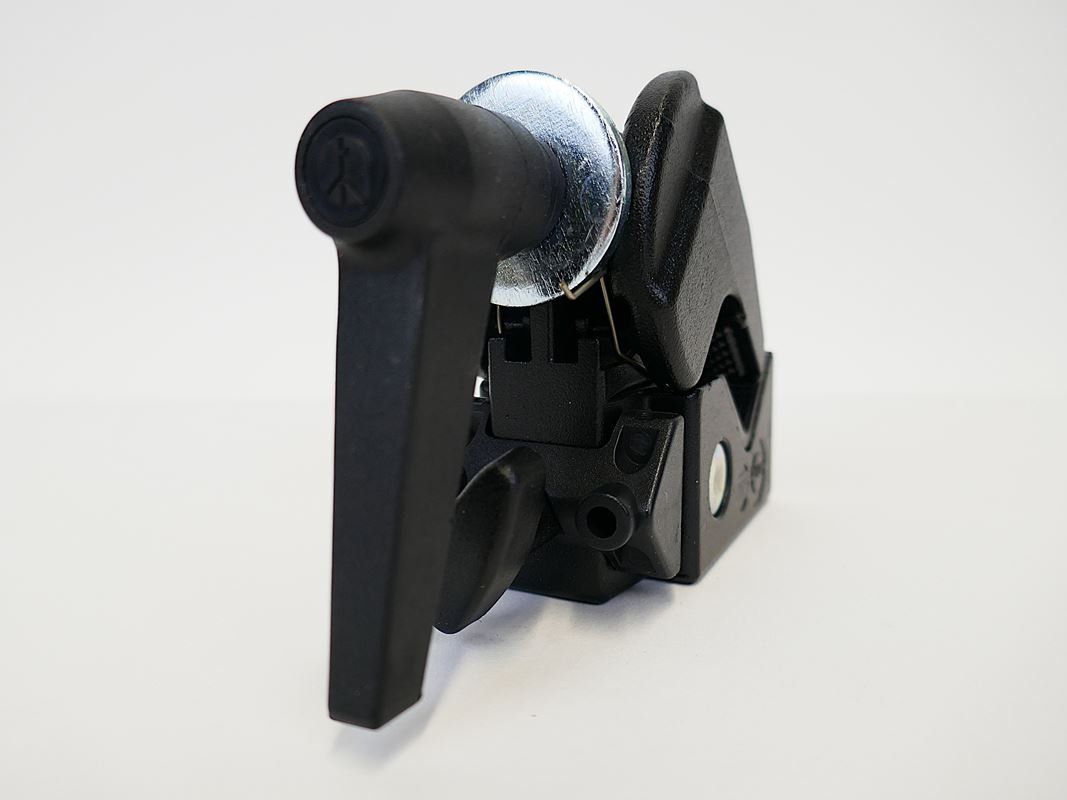 Manfrotto Wandhalterungen: Manfrotto Super Klemme – Gebraucht aus Urtenen-Schönbühl von Restwert_Schoenbuehl 3