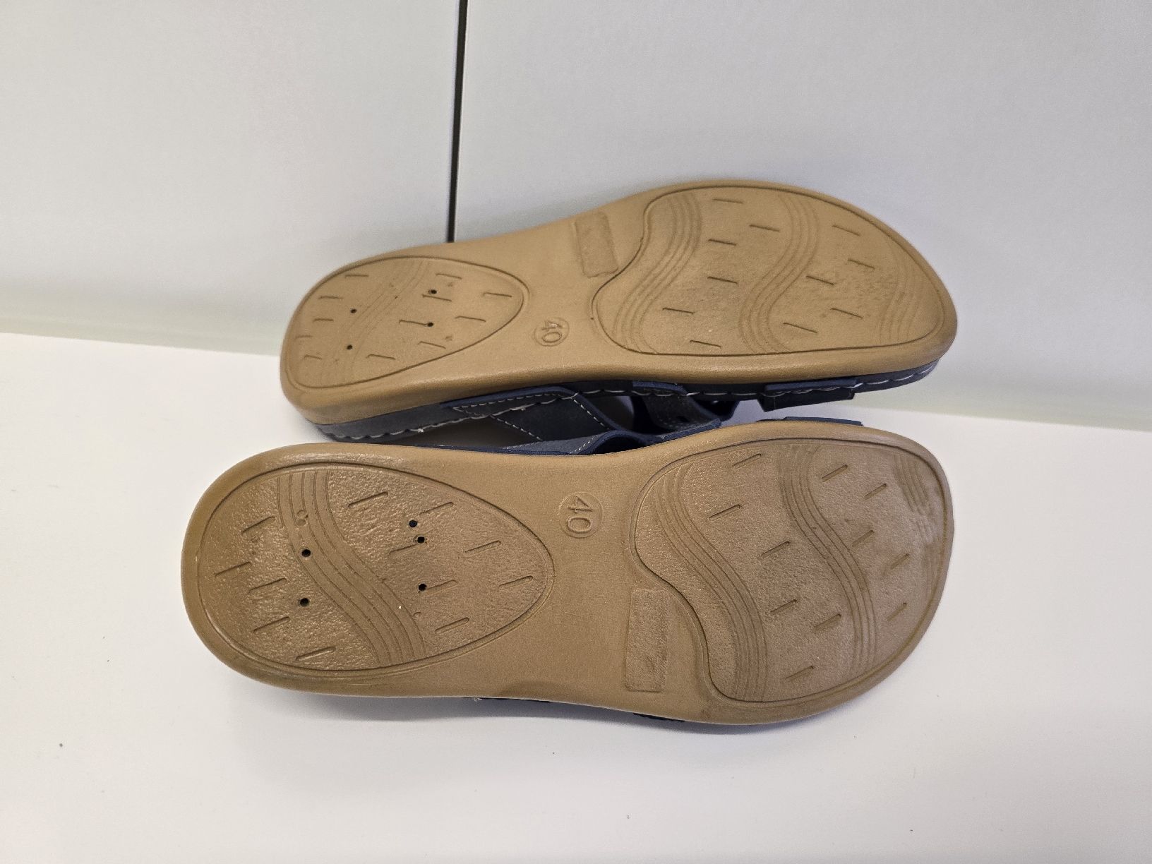 Scarpe da donna: Cosy Street Pantolette Gr.40 – Usato da St. Gallen venduto da CAPYCORP 3