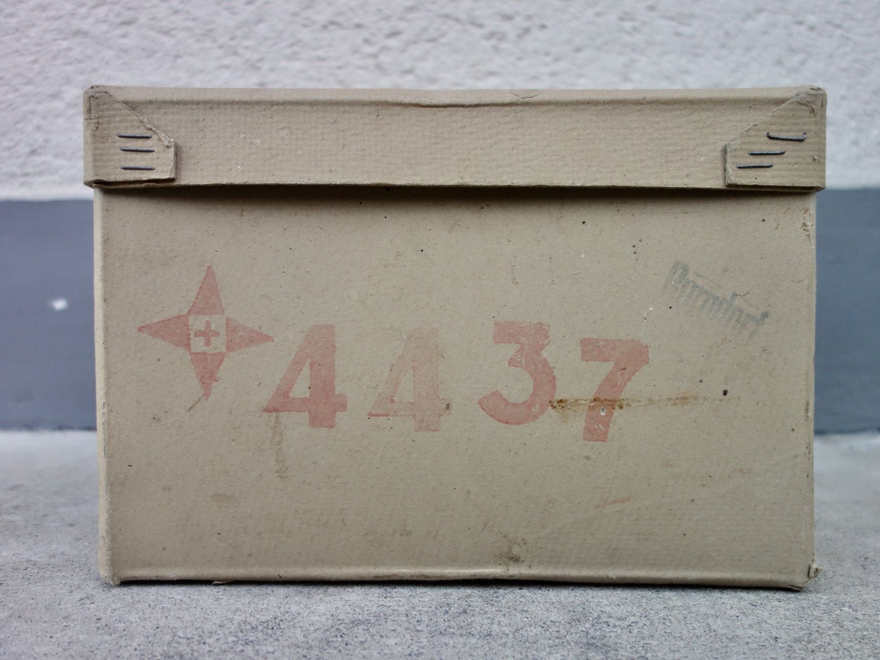 Casse di trasporto: Vintage Verpackung MAGGI Schachtel Karton – Usato da Kerzers venduto da bottlesandboxes 4