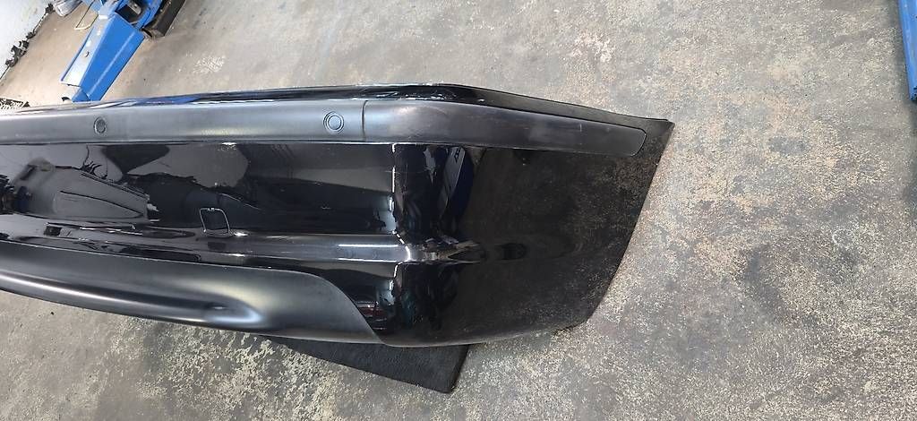 Tutti pezzi di ricambio auto: Bmw e46 M HeckStoßstange  – Usato da Niedergösgen venduto da Zecinha 2