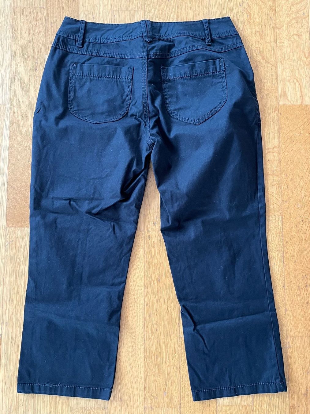 Hosen: Schwarze 3/4 Hose, Gr. 36/22, – Gebraucht aus Kreuzlingen von zwergli05 2