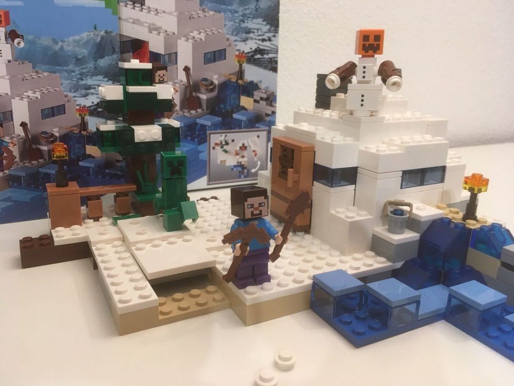 Lego Minecraft 21120 Versteck im Schnee mit OVP komplett (Gebraucht) in ...