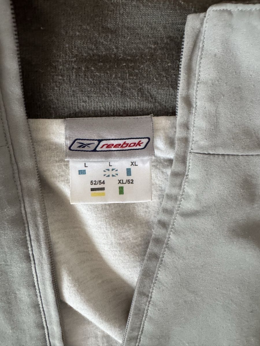 Reebok Giacche: Reebok Trainingsjacke – Usato da Stallikon venduto da jock1 2
