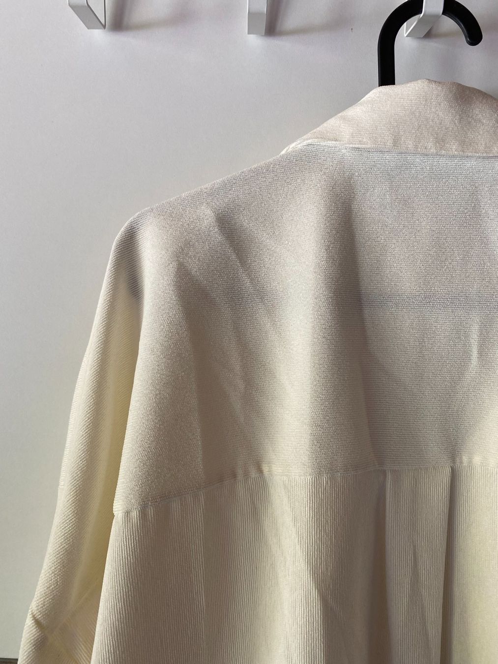 Zara Camicette: Chemise - Zara couleur crème – Usato da Rochefort venduto da Audrey.Maire 6