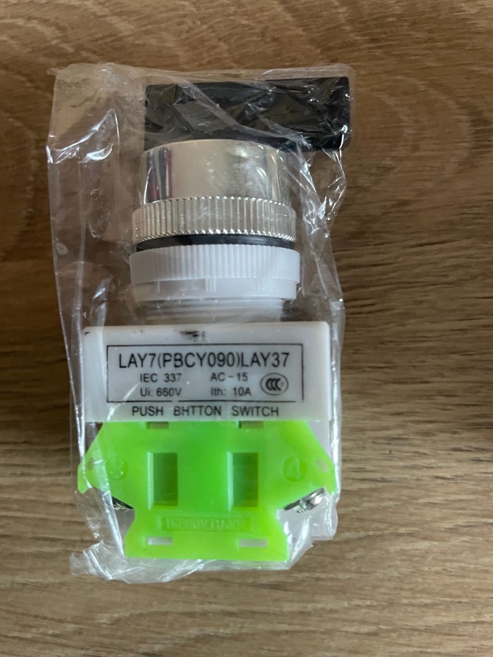 Interruttori: 2x Interrupteurs - LAY7 (PBCY090) LAY37 Switch 10A 660V – Nuovo e nell'imballaggio originale da Denges venduto da Ricautomotive 4