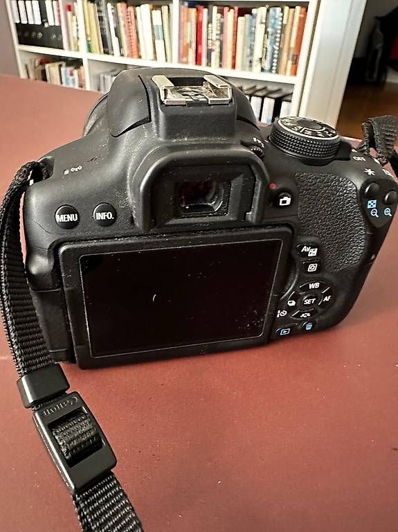 Canon Kamera: Canon EOS 750D, 18-135 mm Objektiv, Stativ, – Gebraucht aus Zürich von Rolf_sidler 2