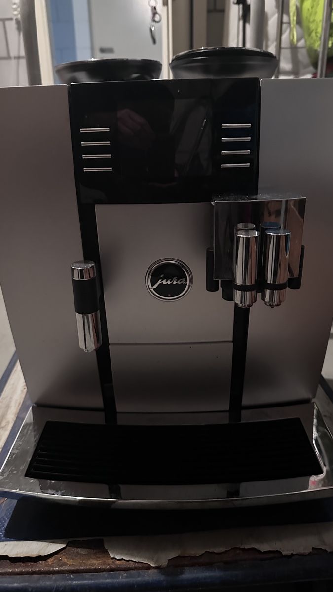Jura Macchine per caffè & Macchine per espresso: Jura Giga 5 – Difettoso da Bern venduto da HeinzHu