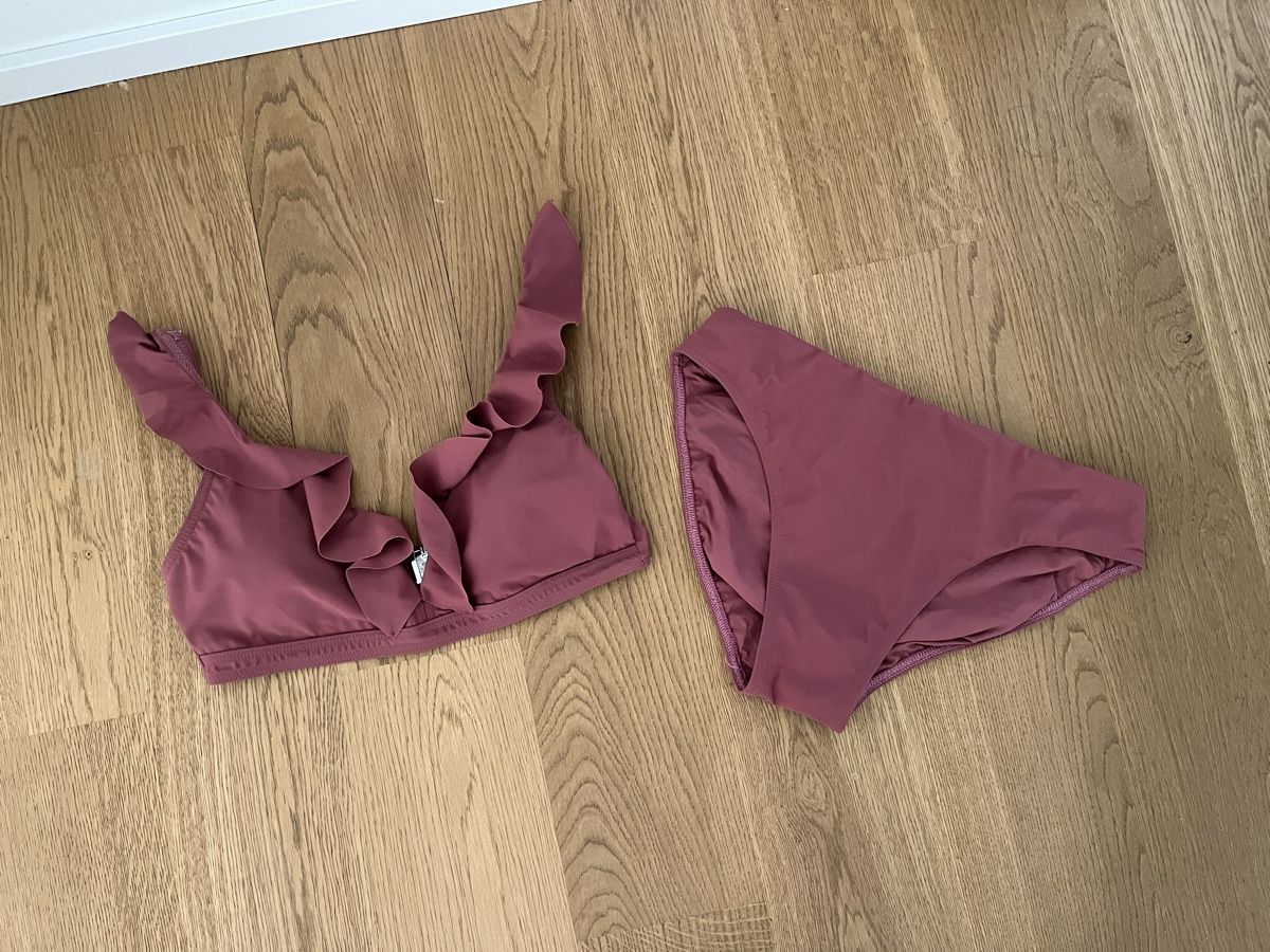 Costumi da bagno & Bikini: Bikini von Volans (36) – Nuovo e nell'imballaggio originale da Olten venduto da ElGergonito
