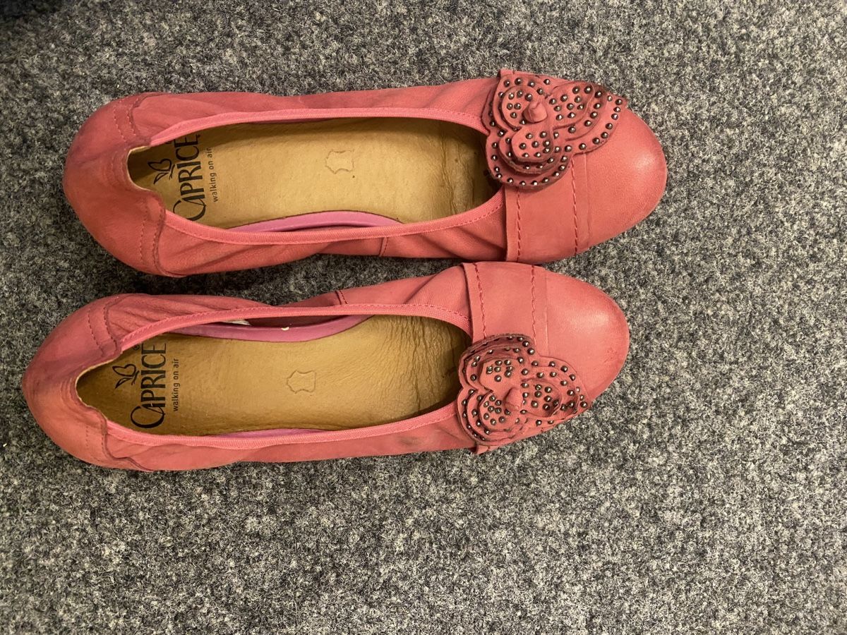 Chaussures femmes: Ballerina – D'occasion à Schinznach Bad par Almocopiev