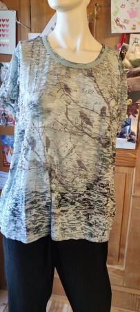 Damen T-Shirt gr XXL eher 46