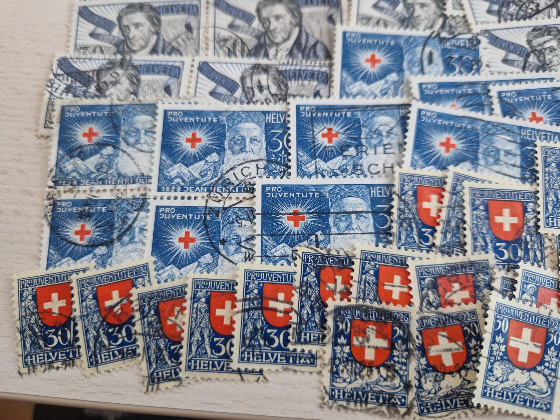 Alle Briefmarken: PJ Werte Kat über 1000.-, ab 1.- – Gebraucht aus Burgdorf von Glossy01 7