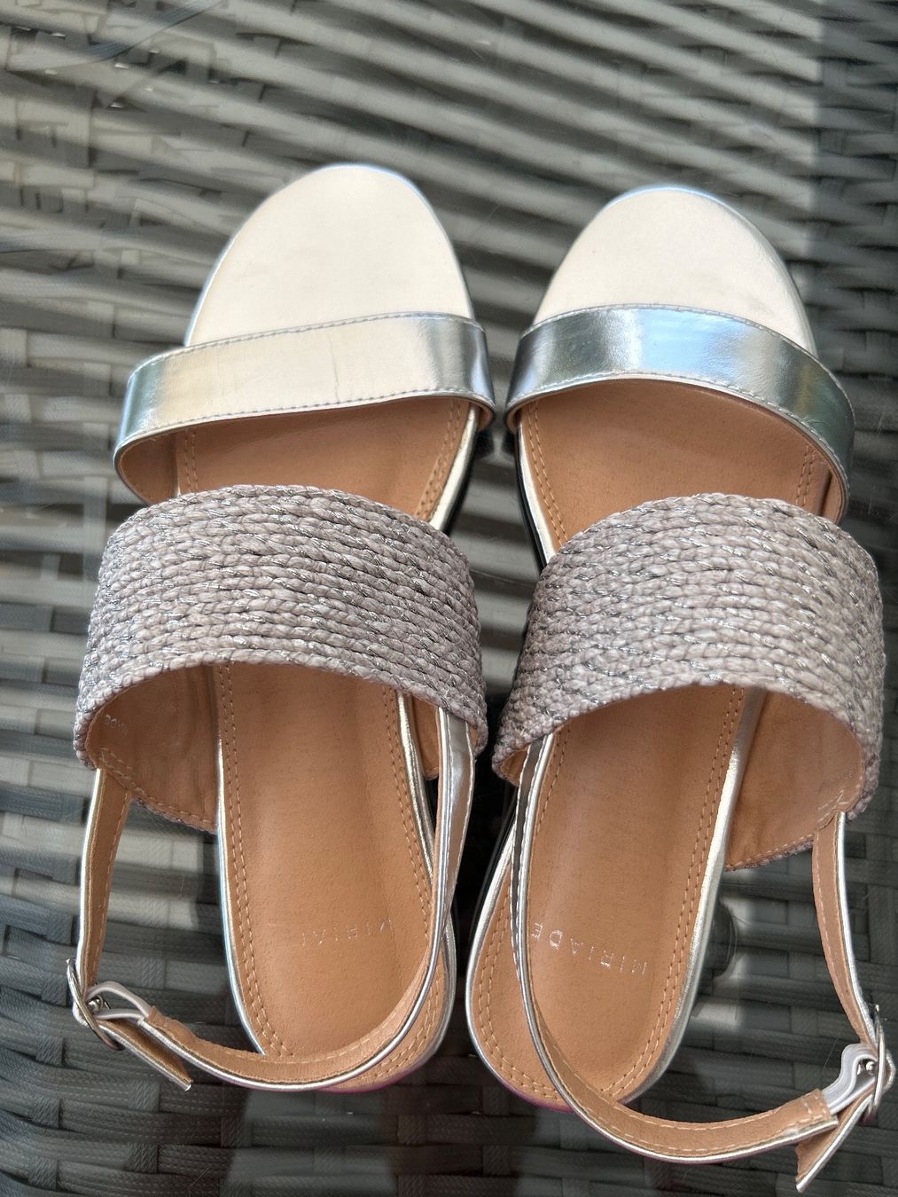 Scarpe da donna: Sandalen von Miriade Neu (38) – Nuovo (secondo la descrizione) da Vezia venduto da sidu03 2
