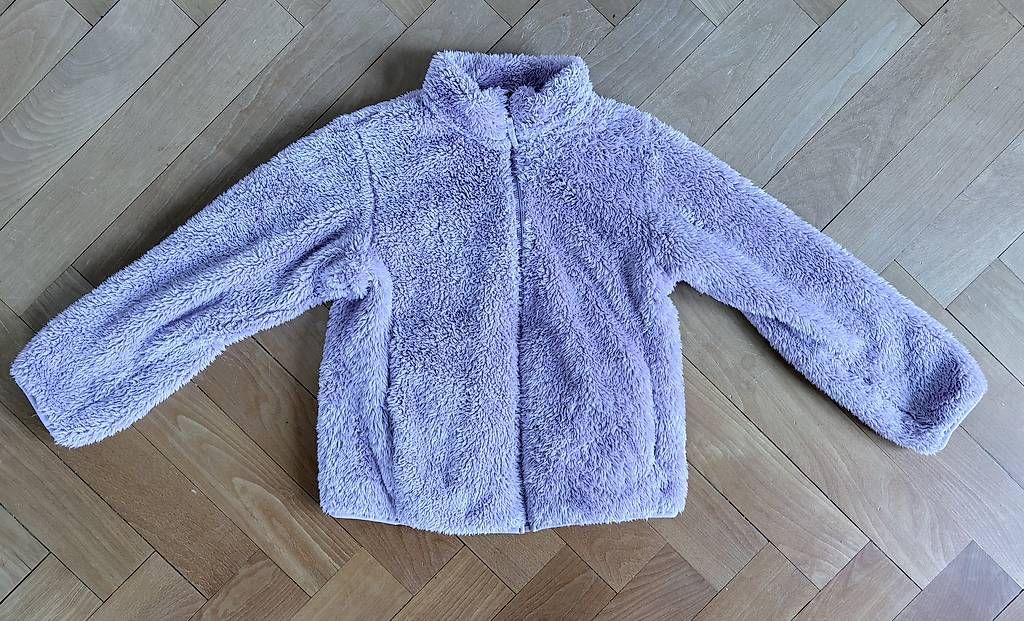 Uniqlo Jacken & Mäntel: Teddyfleece Jacke, 11-12 Jahre – Gebraucht aus Biel/Bienne von ssteini