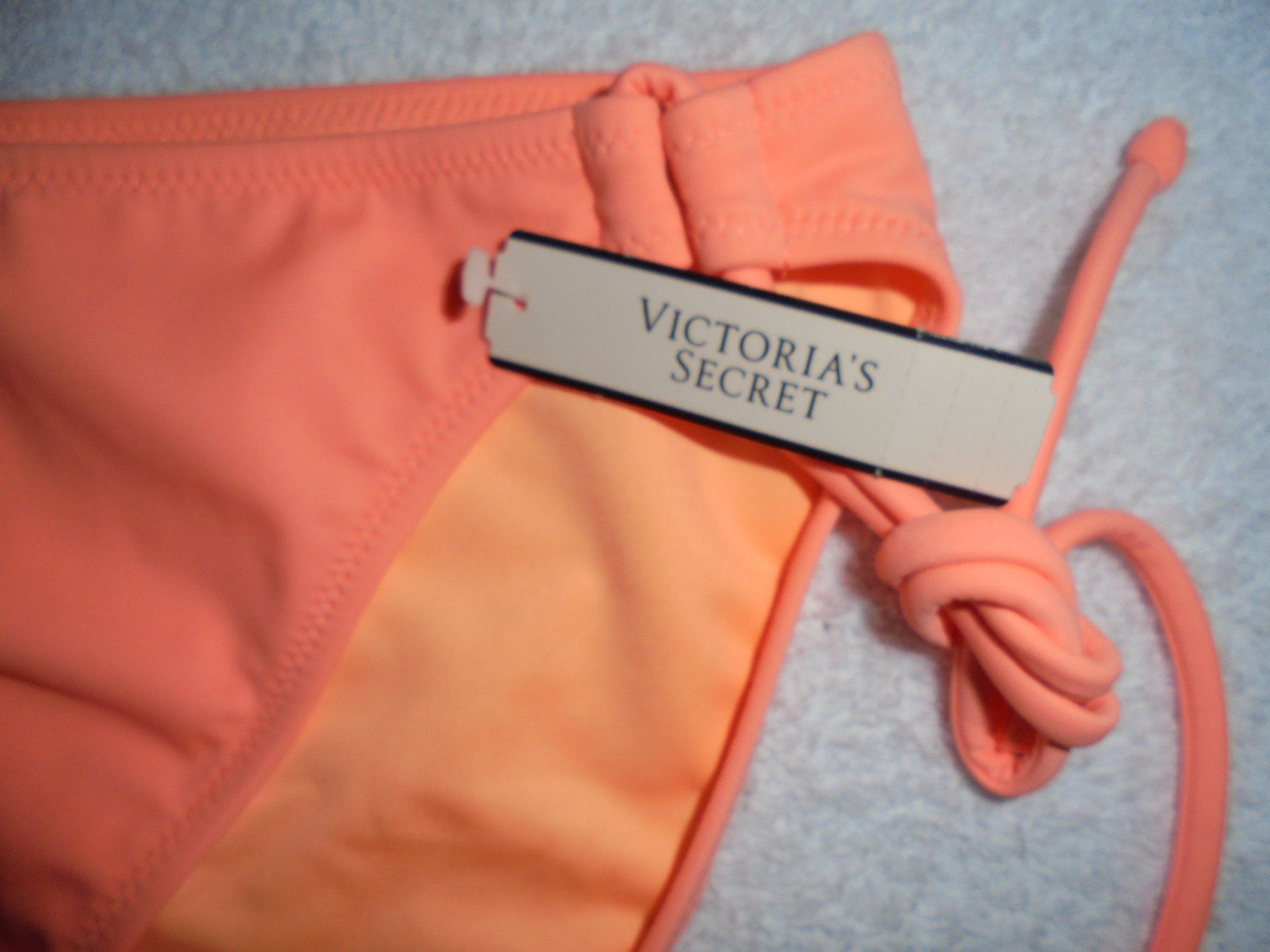 Victoria's Secret Costumi da bagno & Bikini: VICTORIA'S SECRET BIKINI-HOSE GRÖSSE S – Nuovo e nell'imballaggio originale da Aarau Rohr venduto da PinkSchwein 1