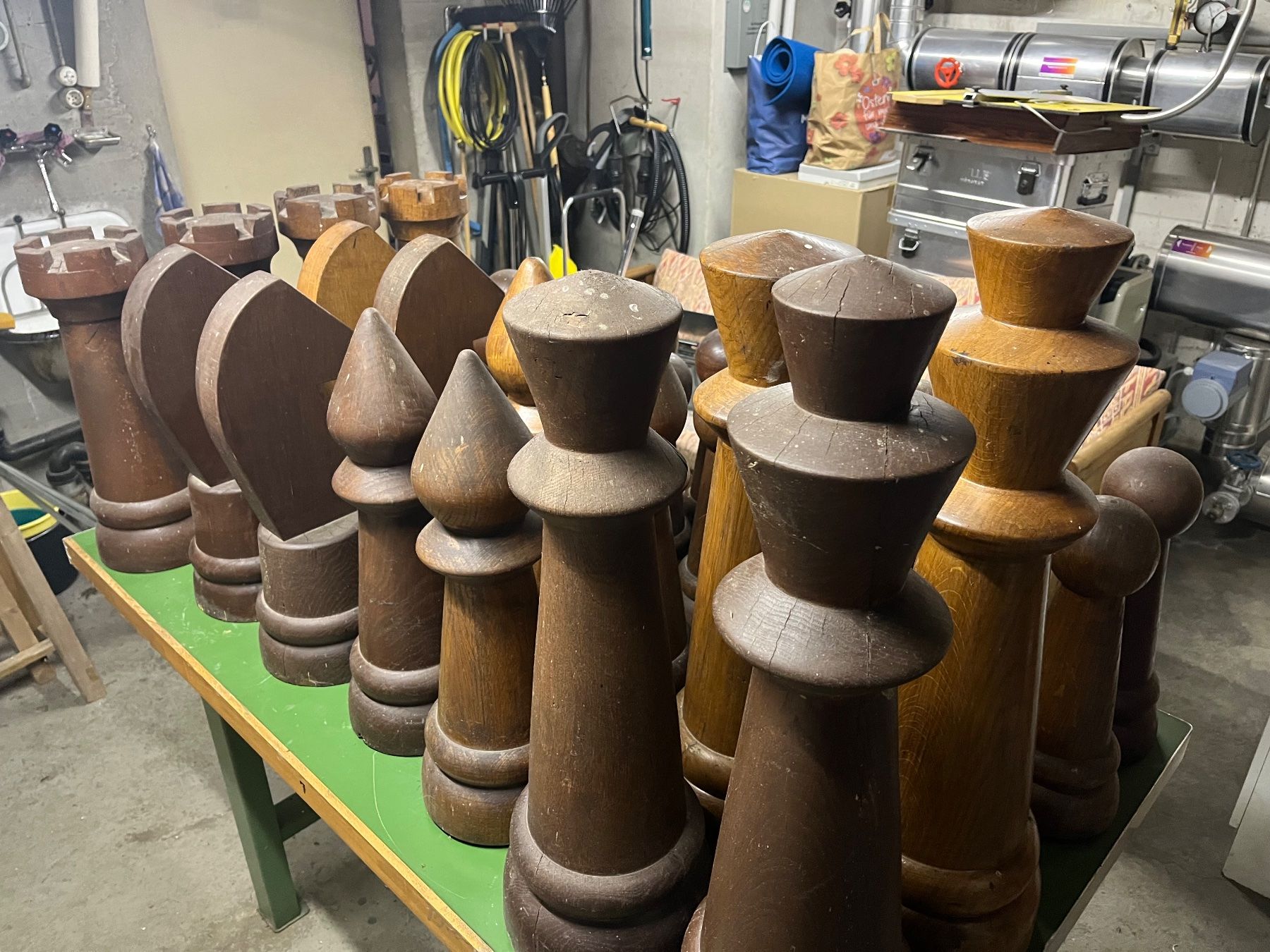 Jeux: Gartenschach, grosse Holzfiguren – D'occasion à Zürich par artvoll 2