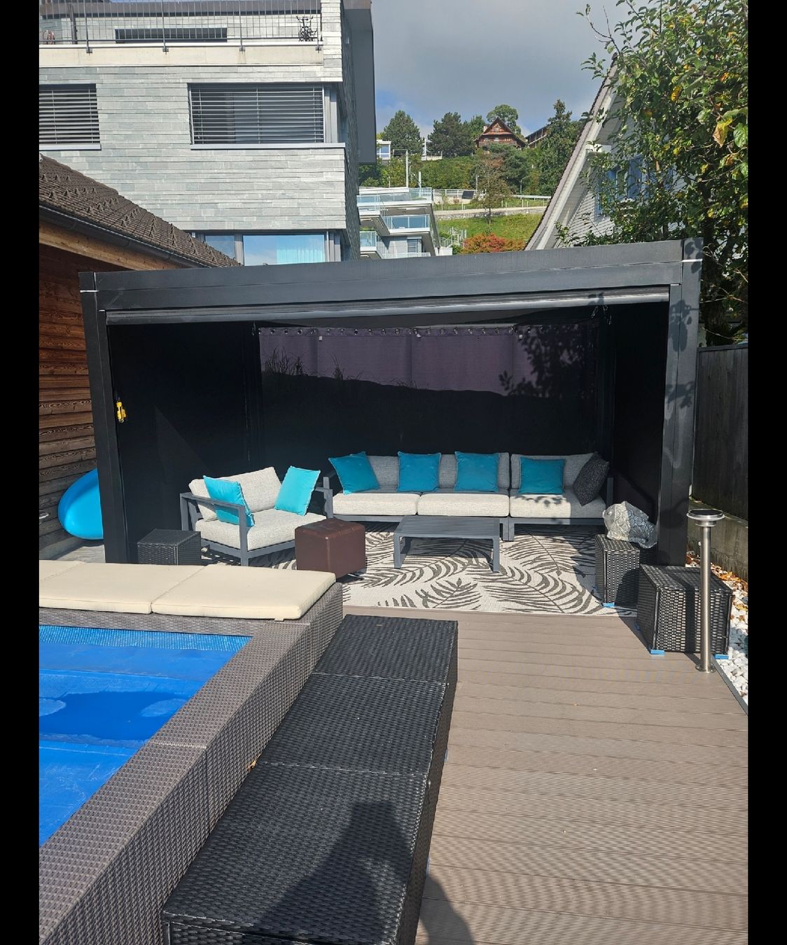 Gartenhäuser & Gewächshäuser: Pergola mit Sonnenrollo – Neu (gemäss Beschreibung) aus Walchwil von Bodytransformer2000