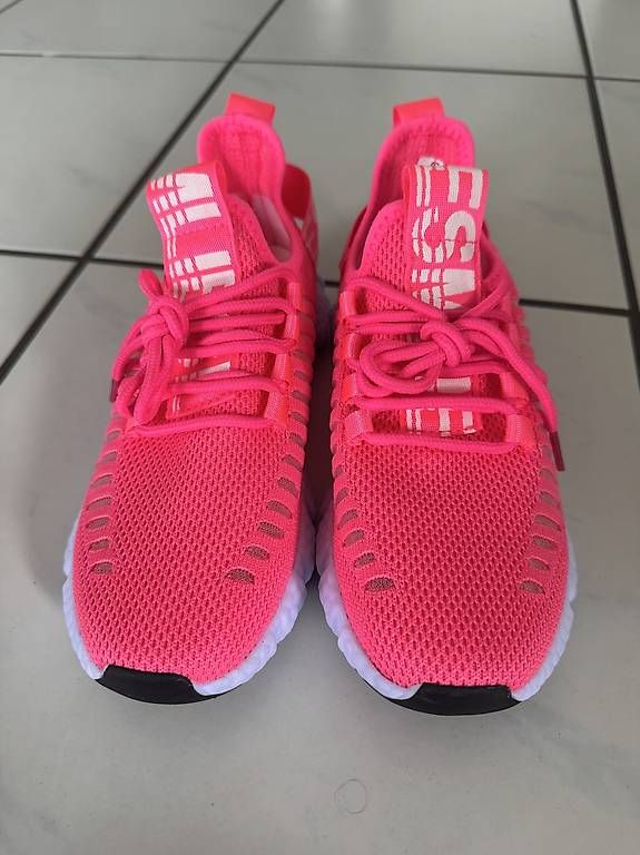 Scarpe da uomo: Turnschuhe – Nuovo (secondo la descrizione) da Fislisbach venduto da Reckeem 1