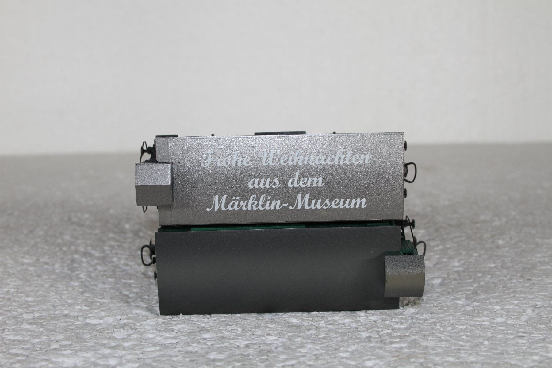 Märklin Modellini di ferrovie: Märklin 2 Güterwagen – Usato da Triesen venduto da gleis8 6