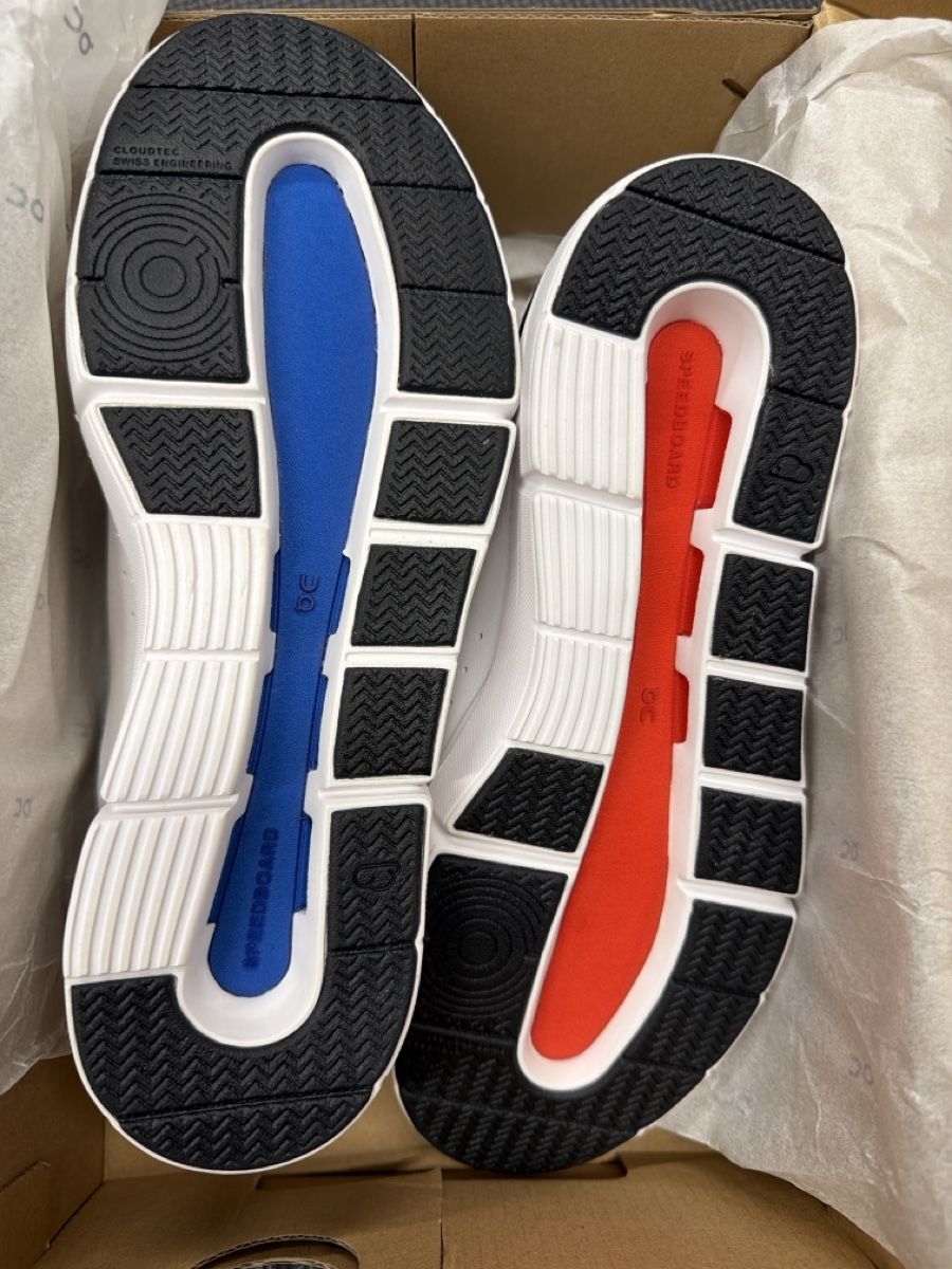 On Damenschuhe: Limited Edition ON Running The Roger Advantage LC White – Neu und originalverpackt aus Stallikon von RTagel 1