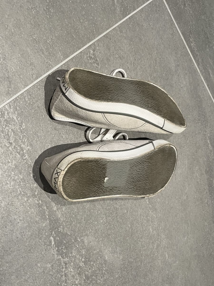 Scarpe da donna: Turnschuhe – Usato da Fraubrunnen venduto da amm_7kp6 2