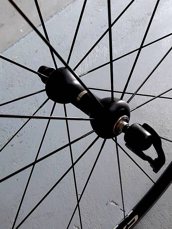 Pneumatici & Ruote complete: Roues Campagnolo Neuron – Usato da Gampelen venduto da Numaguy