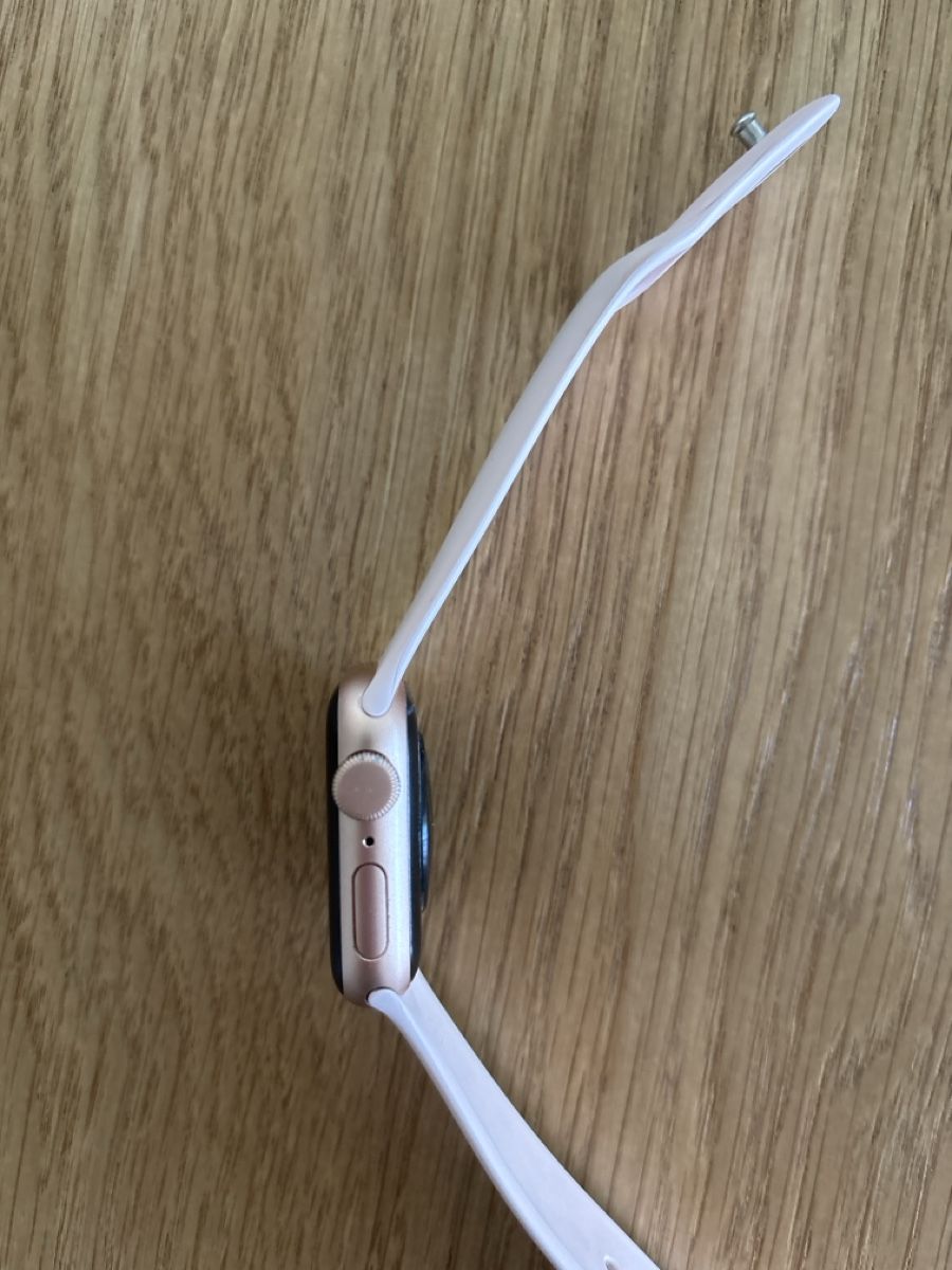 Apple Smartwatch: Apple Watch SE – D'occasion à Derendingen par ano_8csg 1