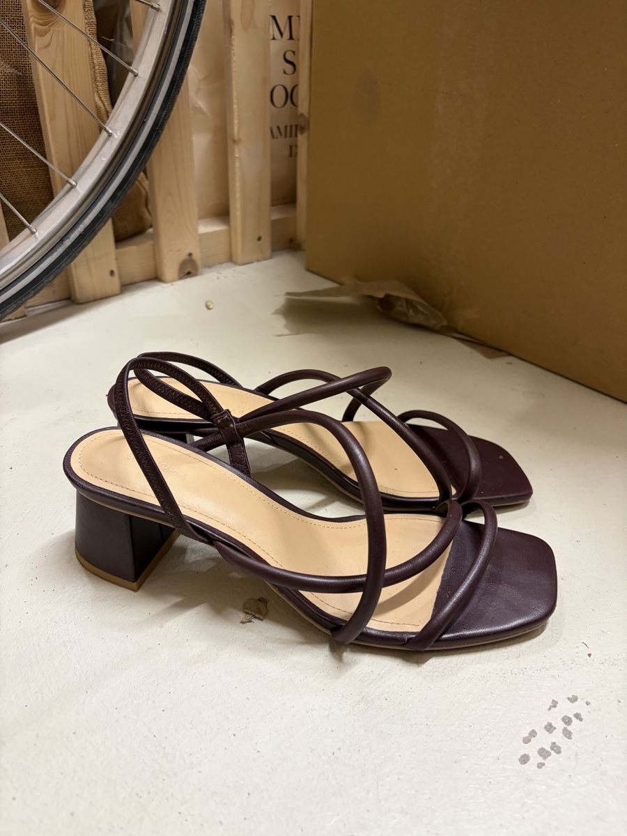 Scarpe da donna: Riemchensandalen mit Blockabsatz braun Gr. 39 – Usato da Zürich venduto da islabelllaleh 1