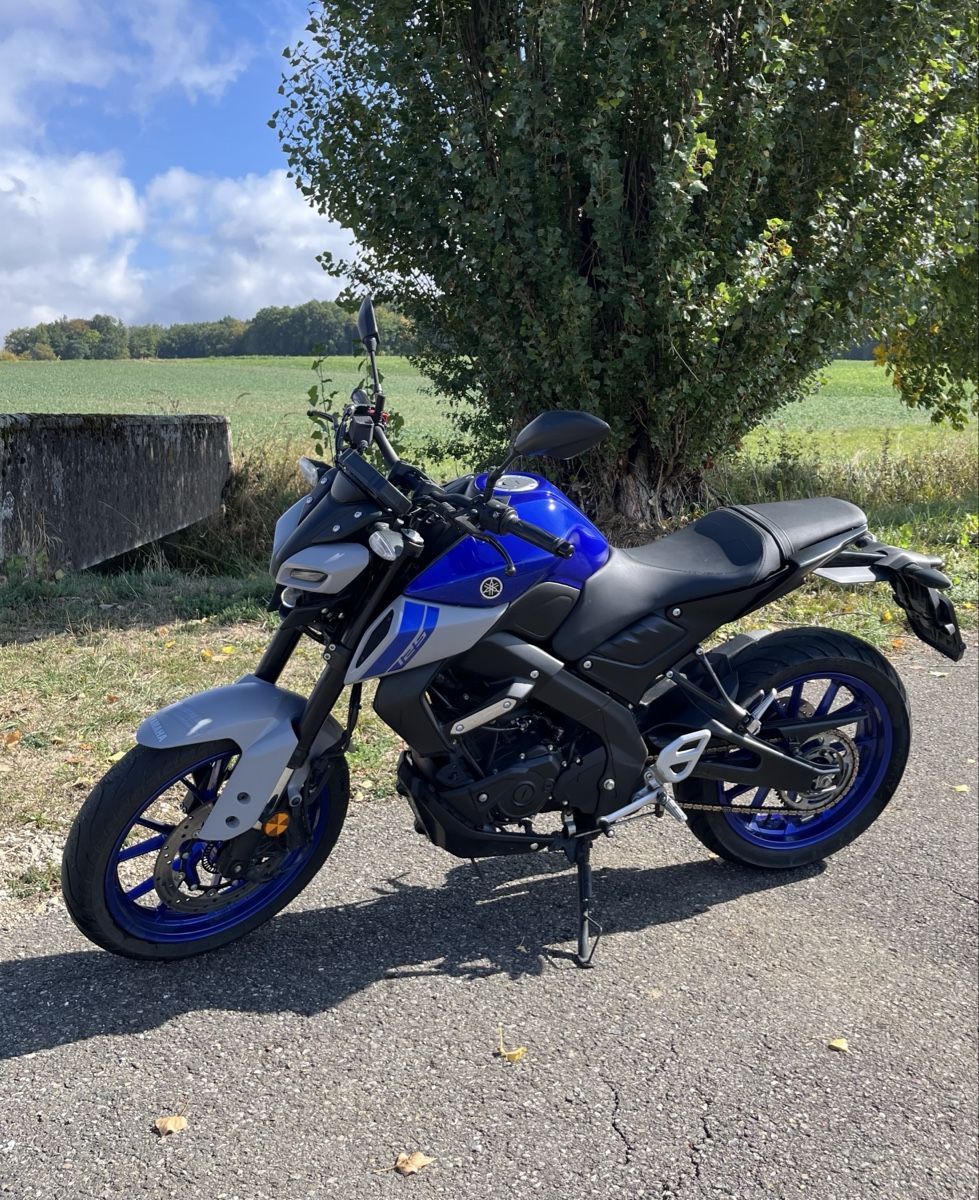 Yamaha Route: Moto Yamaha MT-125 – D'occasion à Alle par Floflette
