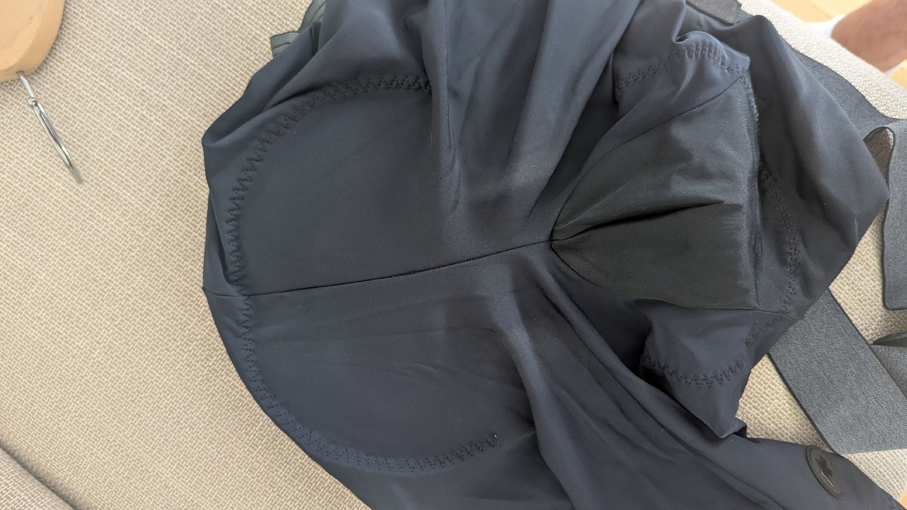 Assos Pantaloni: ASSOS - EQUIPE RS BIB SHORTS S9 XLG – Usato da Basel venduto da Dernacktegolfer 5