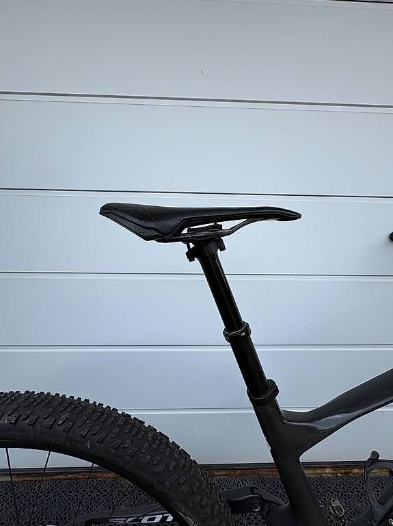 Scott Vélos: Scott Spark Team AXS taille M – D'occasion à Vauderens par mail55 4