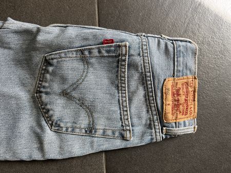 Levi's 550 Jeans W36 L34 Light Wash Denim Summer