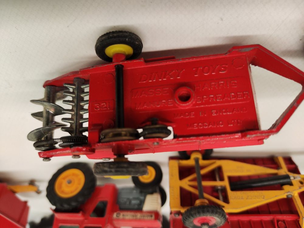 Altes Modell Traktor Sammlung Metall Dinky Toys usw. (Gebraucht) in ...