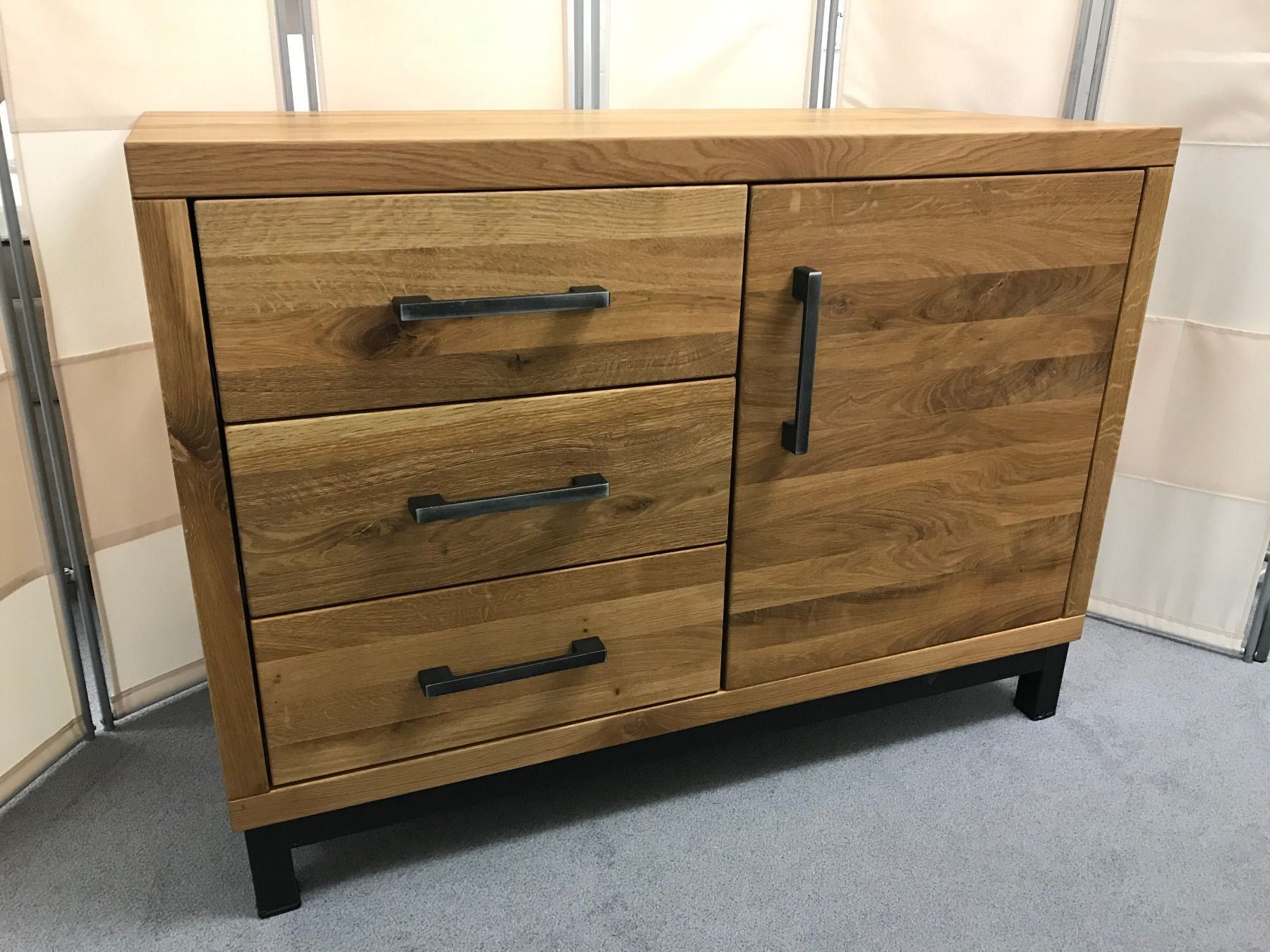 Kommoden: Kommode BREST Eiche massiv 107 x 77 cm 3 Schubladen – Neu (gemäss Beschreibung) aus Unterentfelden von moebelrufli 2