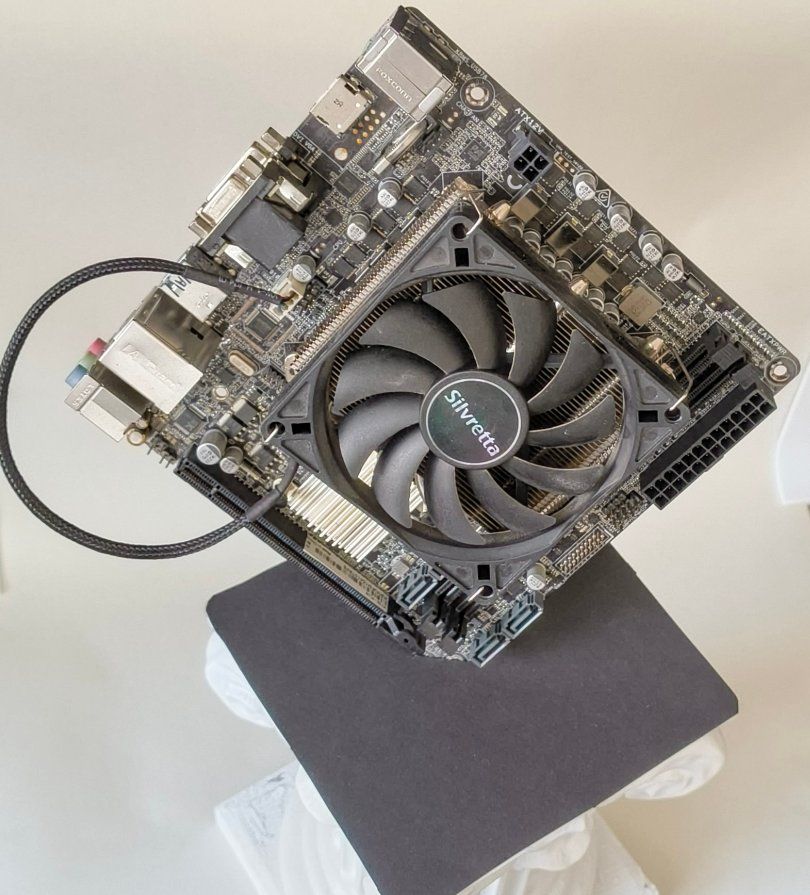 Asus Schede madri: ASUS Mini-ITX Mainboard + Intel i5-6500 Set | getestet – Usato da Kaisten venduto da pat_md96