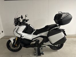 Honda X-ADV 750, Modelljahr 2025, nur 1’800km, top Zustand