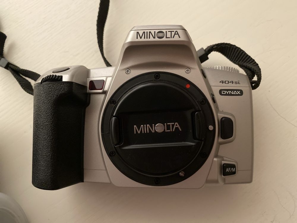 Minolta Fotocamera: Minolta Dynax 404si Spiegelreflexkamera mit 2 Objektiven – Usato da Langenthal venduto da guitarsnrecords 2