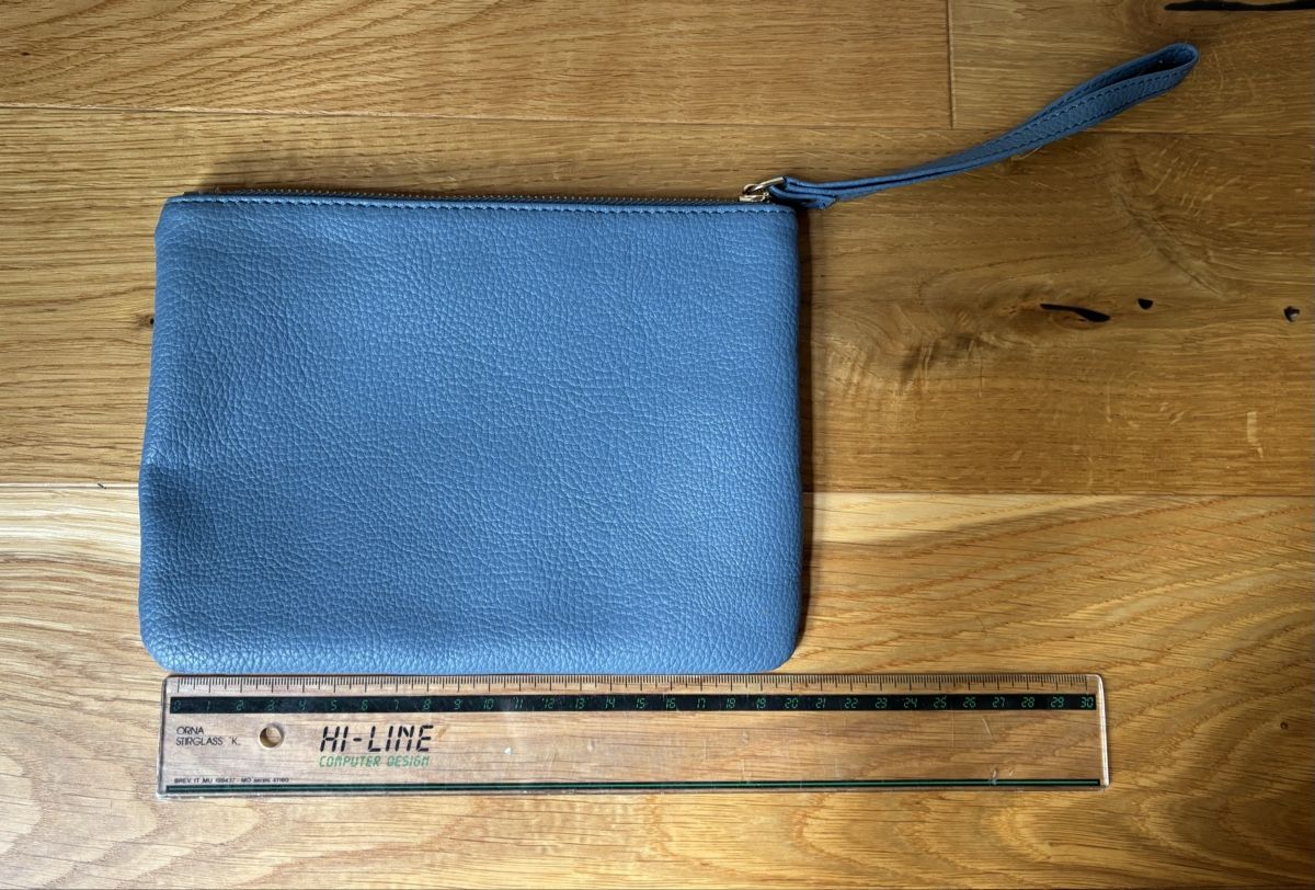 Benetton Borse da donna: Clutch von Benetton – Usato da Estavayer-le-Lac venduto da constance-esta 1