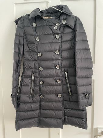 Burberry Brit Daunenmantel, schwarz, Gr. S