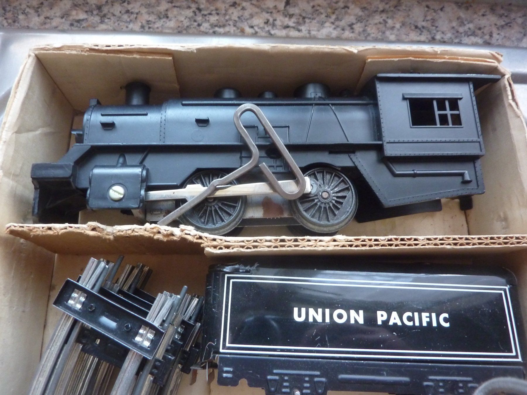 Jouets: TRAIN SET – Neuf avec emballage d'origine à Balsthal par bouteliee 5