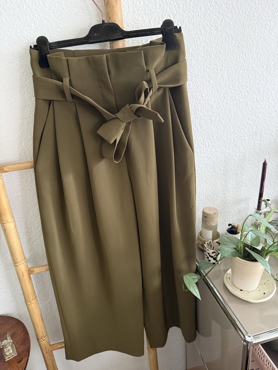 Cos Pantaloni: Culotte COS Gr. 38 – Usato da Meilen venduto da NHirs96