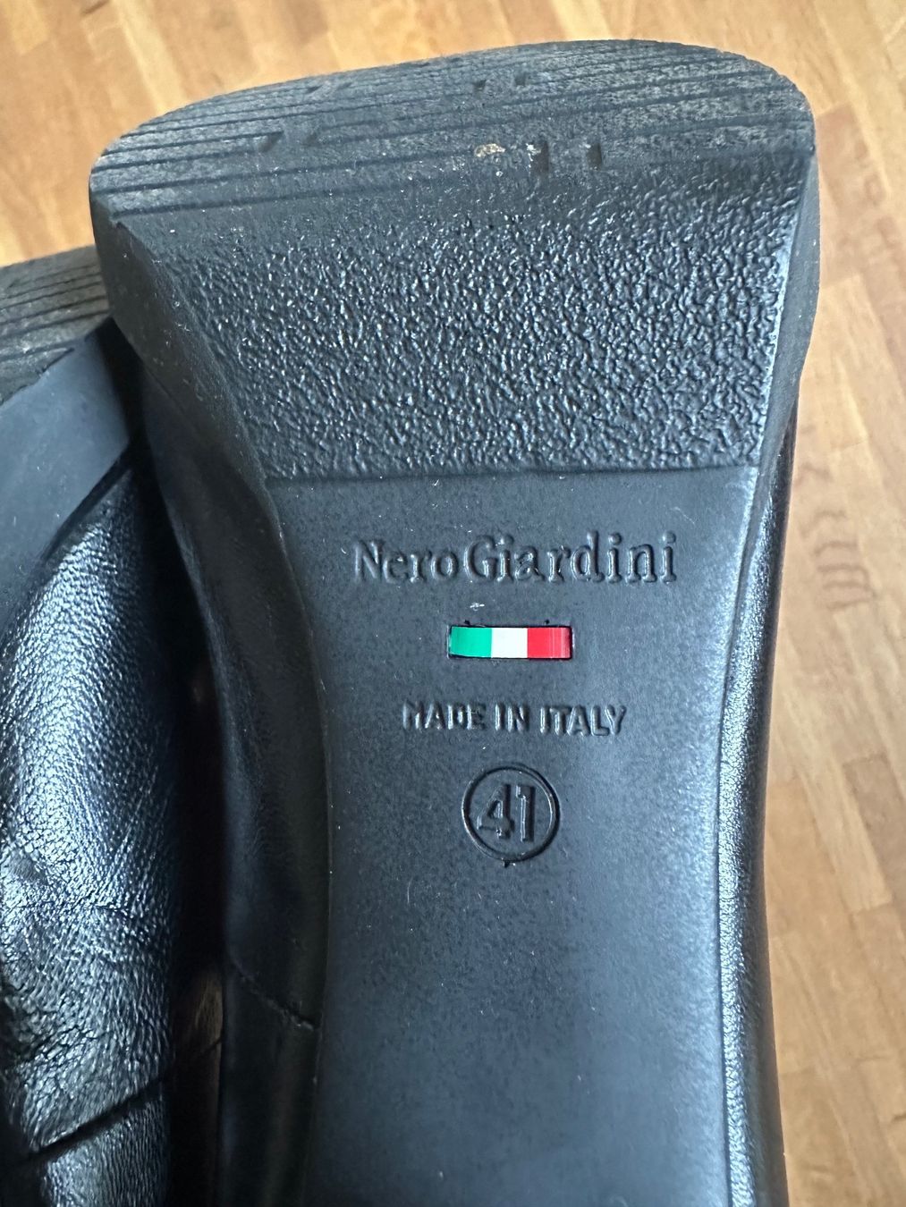 Scarpe da donna: Klassiche Nero Giardini Leder-Pumps, schwarz – Nuovo (secondo la descrizione) da Aarau venduto da Gulianora 4